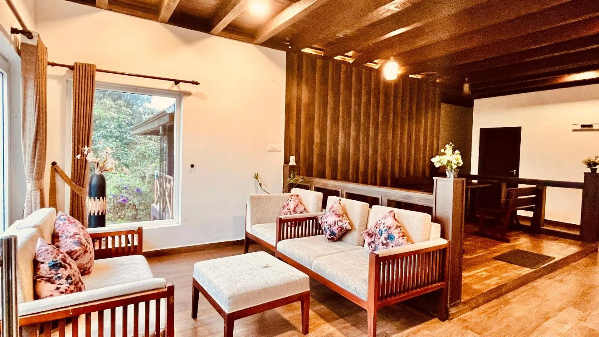The Misty Resort By Four Season - A Hidden Resort M88827-10692 Munnar Hotel