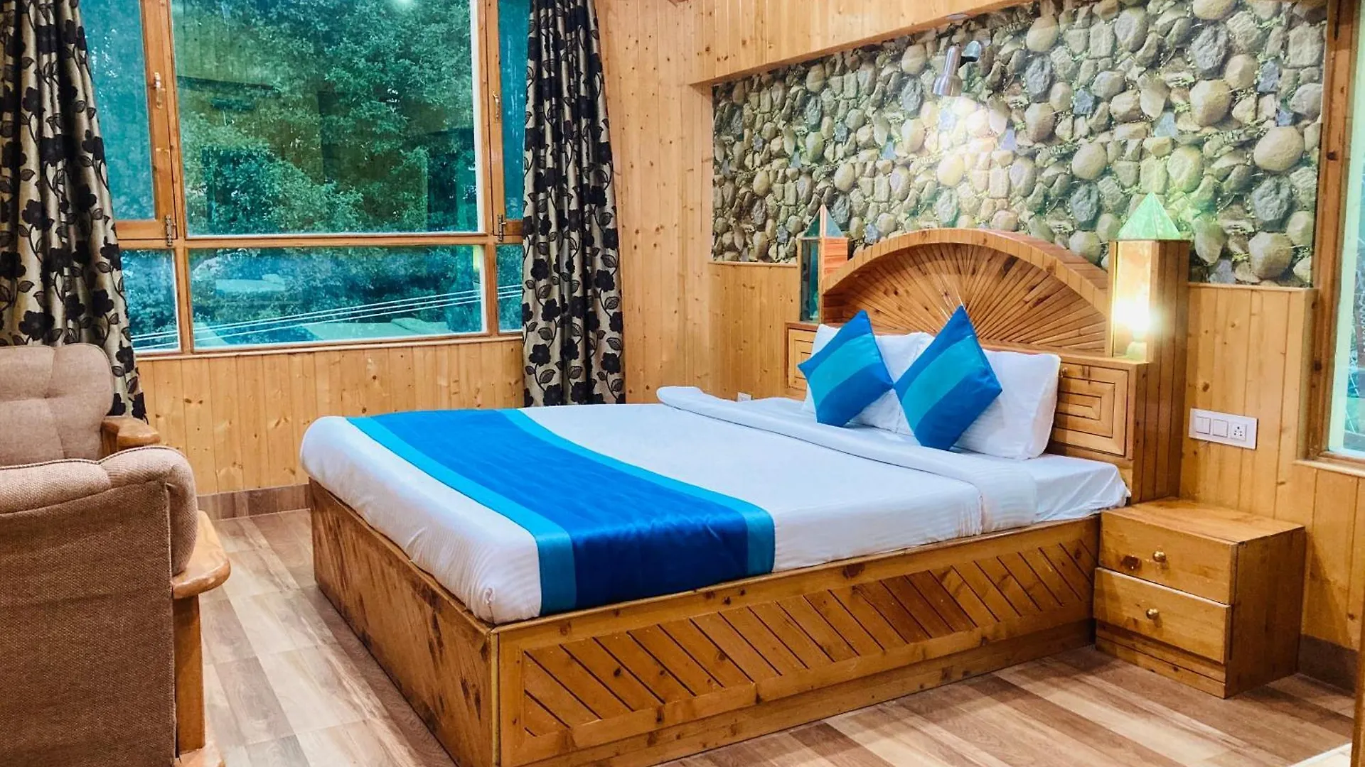 The Misty Resort By Four Season - A Hidden Resort M88827-10692 Munnar 4*,